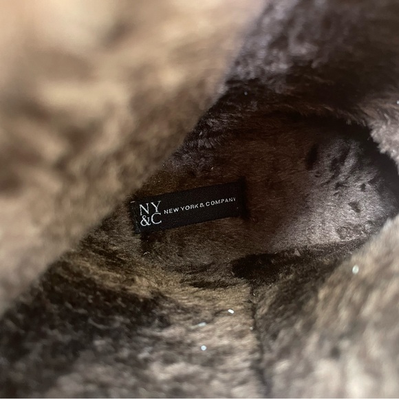 NYC ugg boots never been worn size9 - Picture 2 of 7